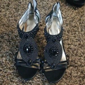 Antonio Melani heels sz 9